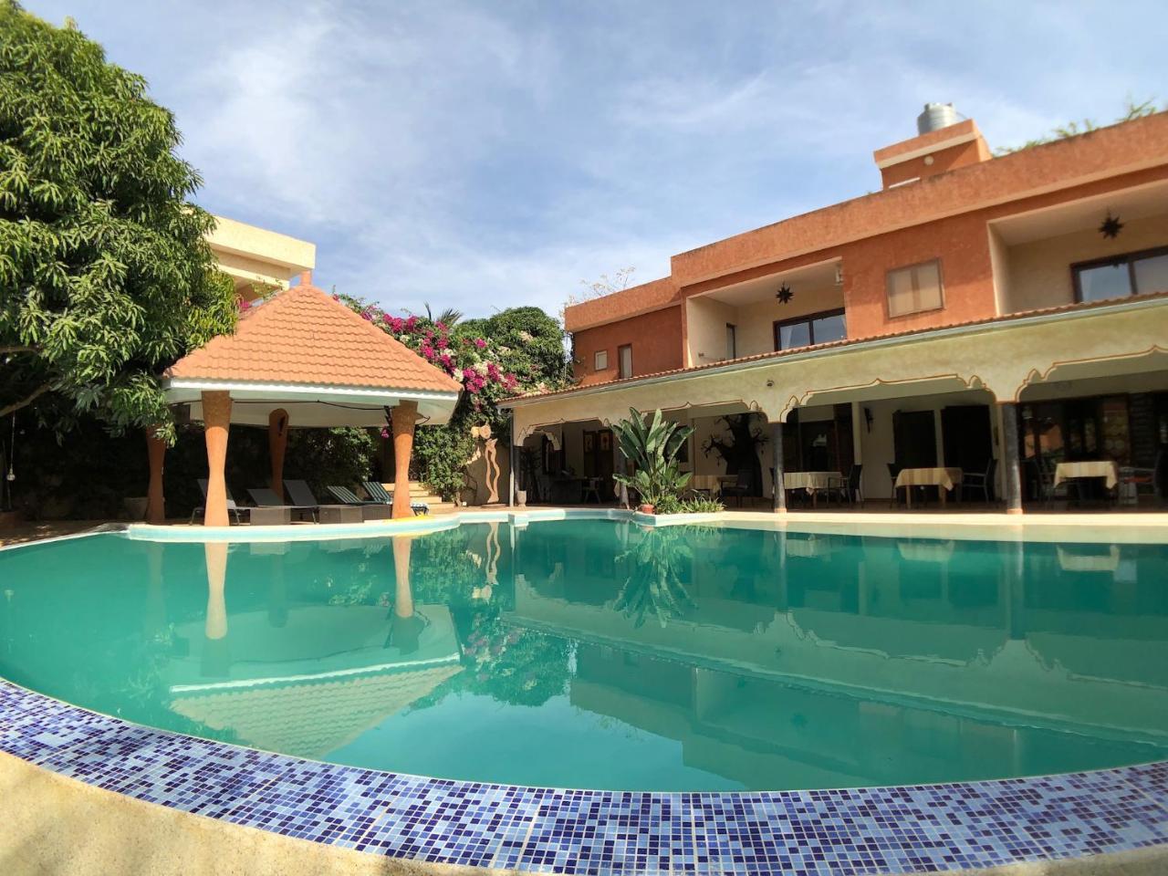 Hotel Le Clos Des Papillons Салі-Портюдаль Екстер'єр фото
